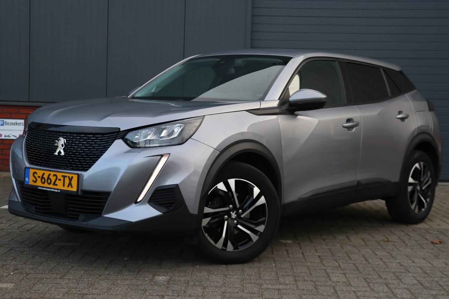 Peugeot 2008 - 1.2 PureTech Active Pack 360 camera | stoelverwarming | - AutoWereld.nl