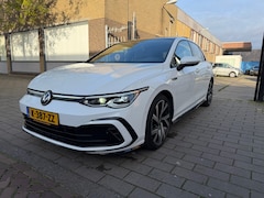 Volkswagen Golf - 1.5 eTSI R-Line Business/PANO