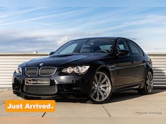 BMW M3 - E90 | 49.000KM | 6-Speed | Logic7 | Comfort Access