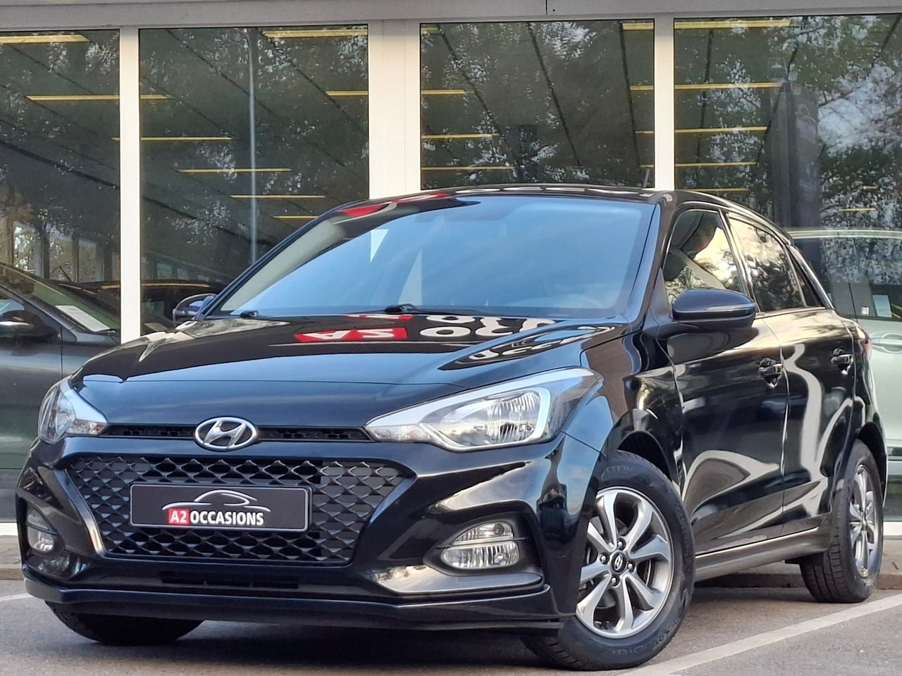 Hyundai i20 - 1.2 4 Cilinder Apple Carplay/Android auto/Camera/Cruise - AutoWereld.nl