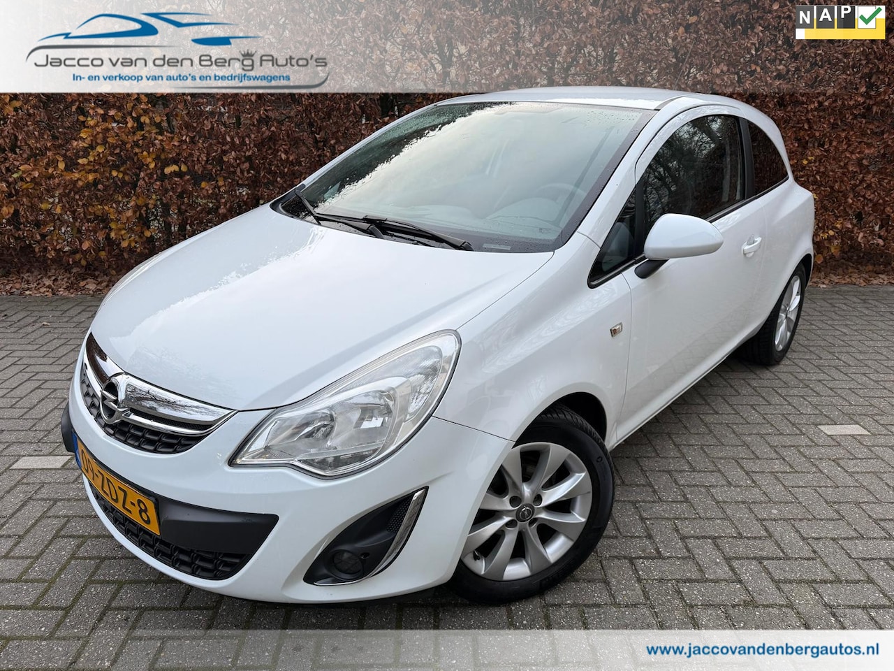 Opel Corsa - 1.2i 16V Anniversay Edition I LPG I Airco - AutoWereld.nl