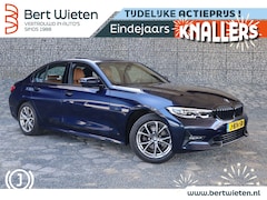 BMW 3-serie - 318i High Exe Individual | Geen import | Trekhaak | Schuifdak |