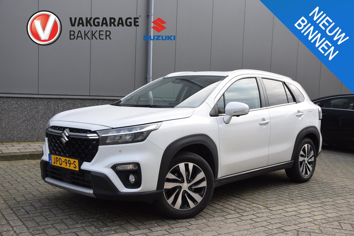 Suzuki S-Cross - 1.4 Boosterjet Style Smart Hybrid | elektrisch glazen panorama-dak | electronic climate co - AutoWereld.nl