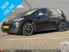 Volkswagen ID.3 - First 58 kWh | € 9.400, - NETTO | Climate | Cruise | Navi | PDC | Stoelverwarming | APK 10