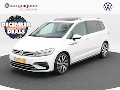 Volkswagen Touran - 1.8 TSi 180 Pk Automaat R-Line 7-Persoons | Trekhaak | Panorama Dak | Camera | Sensoren |