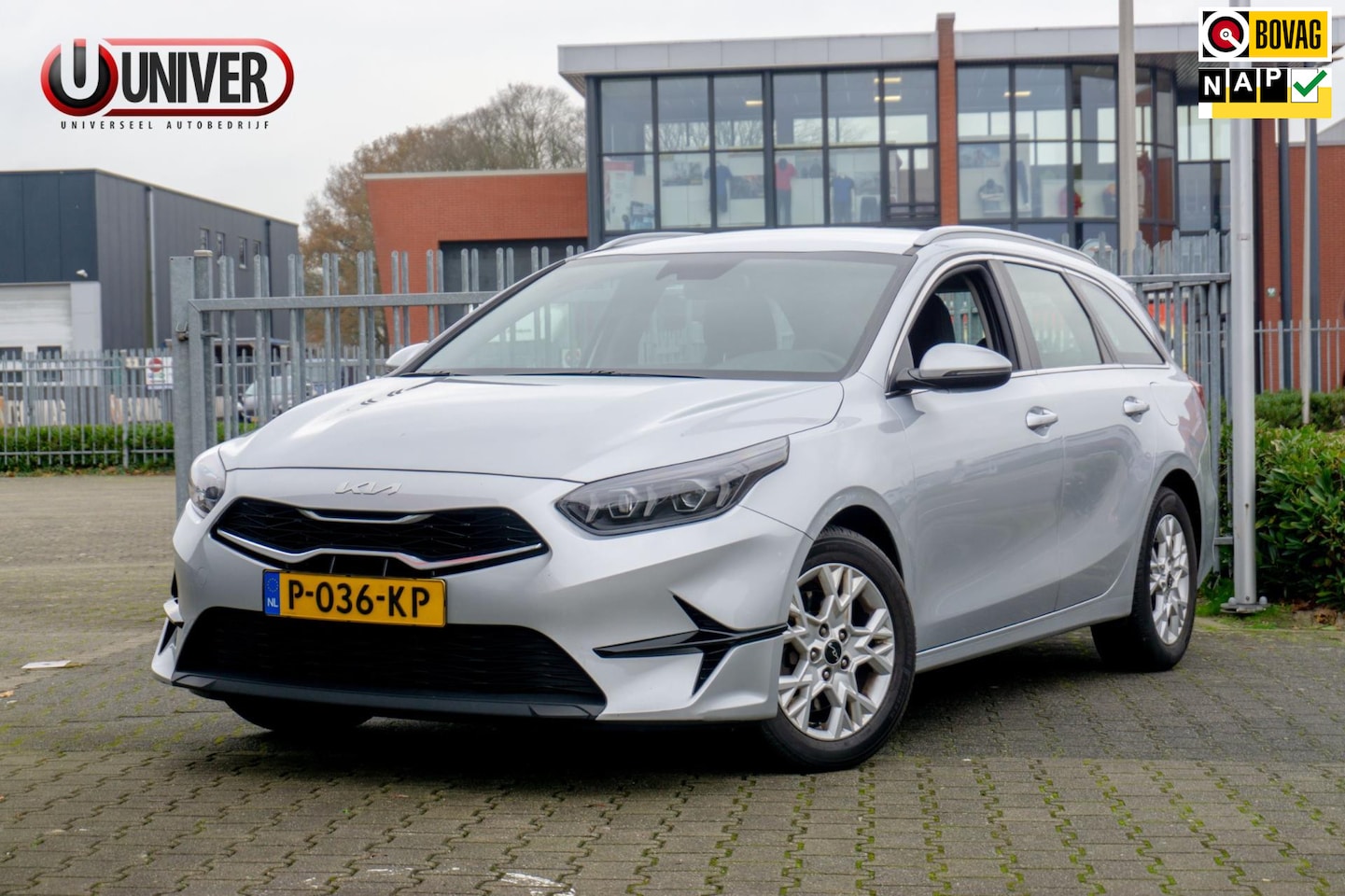 Kia Cee'd Sportswagon - Ceed 1.0 T-GDi DynamicLine CAMERA/CARPLAY en vele optie's - AutoWereld.nl