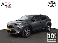 Toyota Yaris Cross - 1.5 Hybrid Dynamic | Trekhaak | Parkeer sensoren | Navigatie |