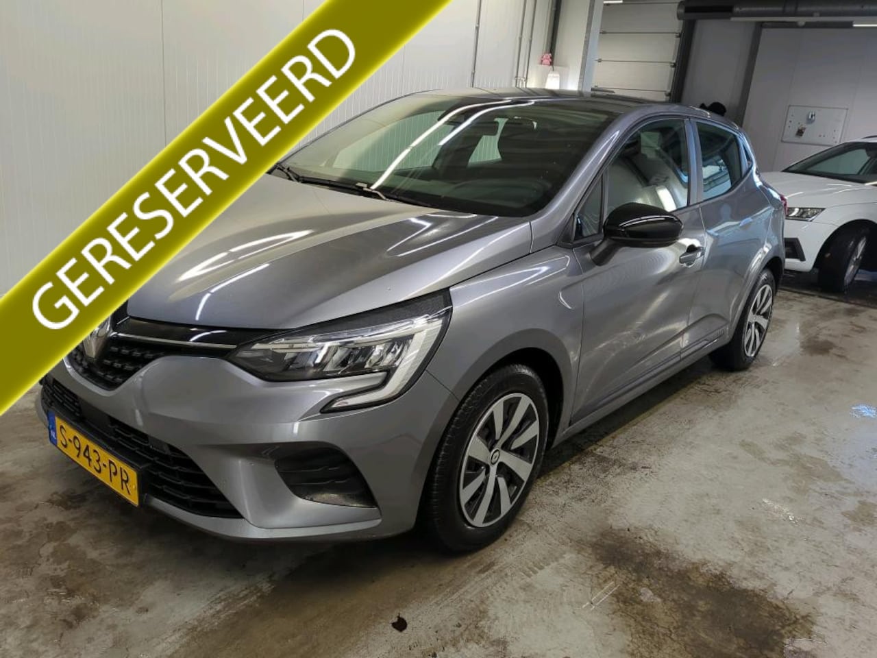 Renault Clio - 1.0 TCe 90 Equilibre NL-AUTO | AIRCO | NAVI | CARPLAY - AutoWereld.nl