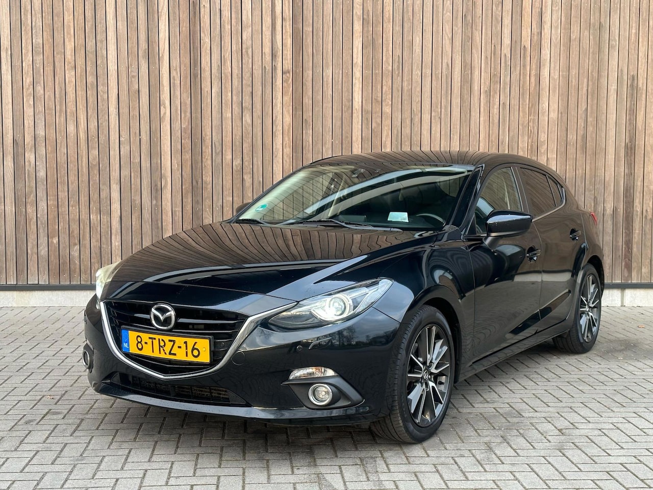 Mazda 3 - 2.2D GT-M | NAVI | XENON | CLIMA | - AutoWereld.nl