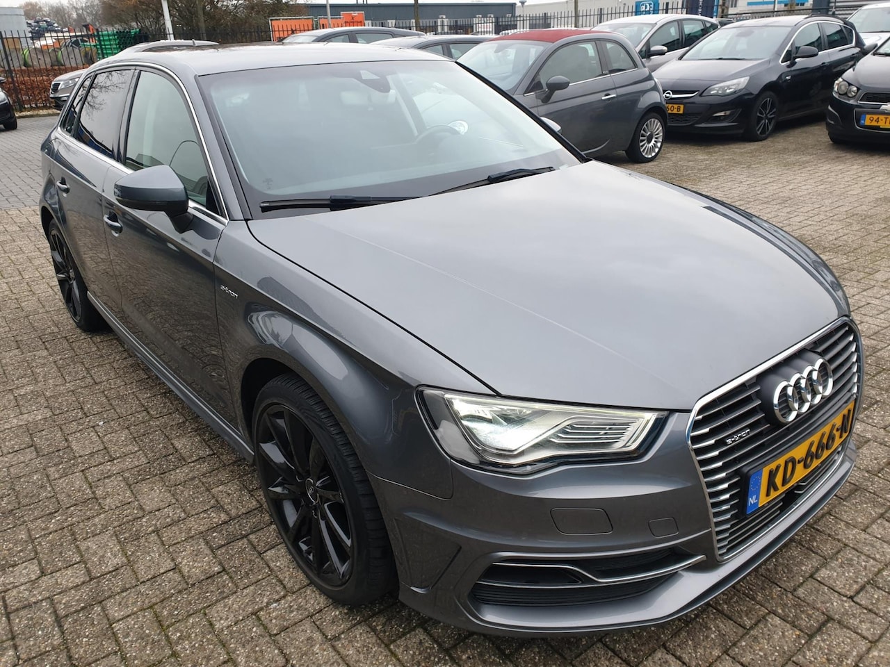 Audi A3 Sportback - 1.4 e-tron PHEV Attraction Pro Line plus 1.4 e-tron PHEV Attraction Pro Line plus - AutoWereld.nl