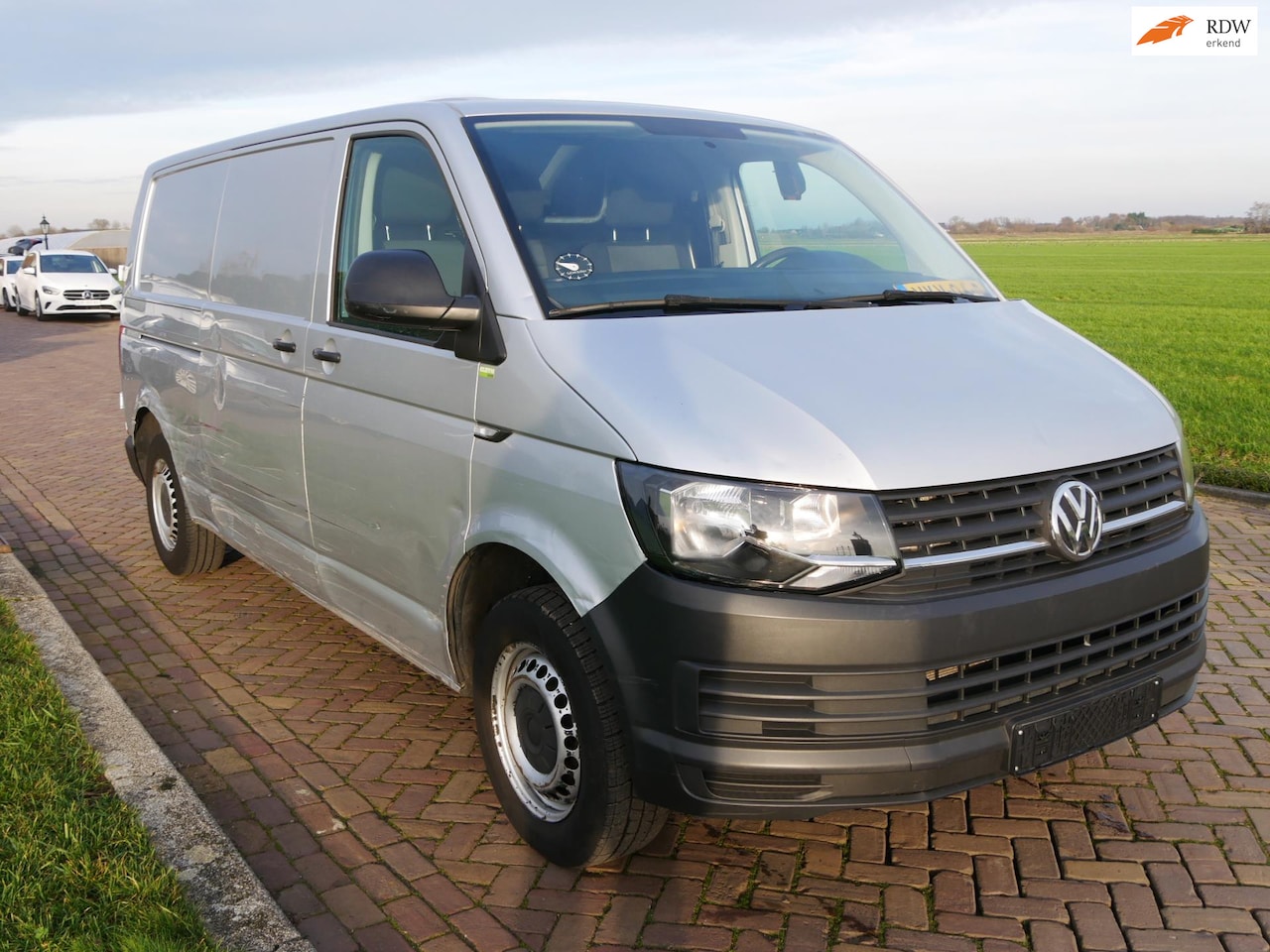 Volkswagen Transporter - 2.0 TDI L2H2 75kW NAVI AC SEAT HEATING ** 4899 EX BTW ** - AutoWereld.nl