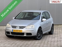 Volkswagen Golf - V 1.6 FSI Trendline AUTOMAAT | Nieuwe APK