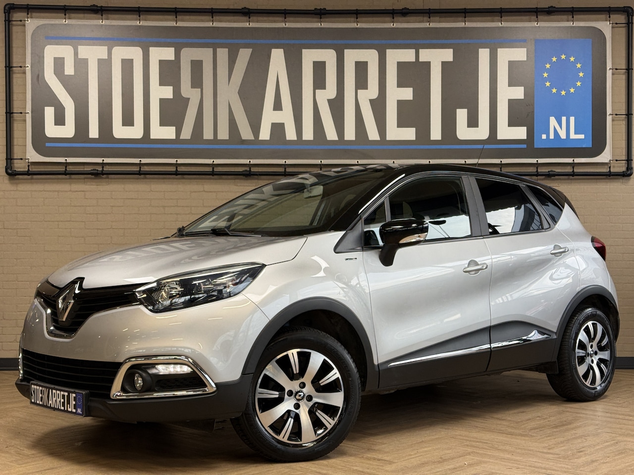 Renault Captur - 0.9 TCe 90pk Limited | Navi | Cruise control | 16"| Airco | PDC | - AutoWereld.nl