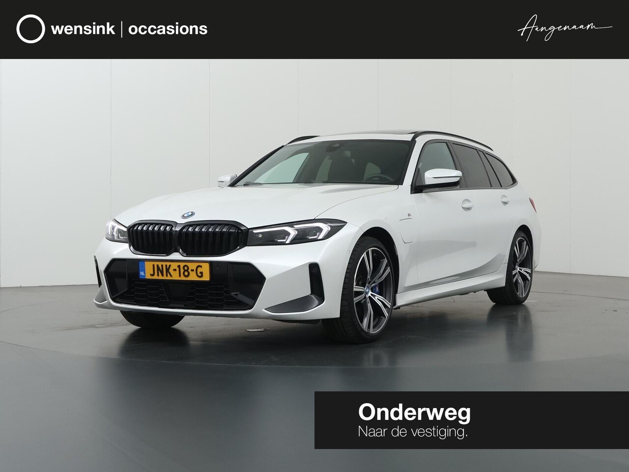 BMW 3-serie Touring - 330e | M-Pakket | Panoramadak | Ele. stoelen + Geheugen | HUD | Sportstoelen | Camera | Ap - AutoWereld.nl