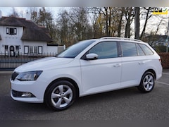 Skoda Fabia Combi - 1.2 TSI Edition Clima Cruise Navi Pdc Trekhaak Lm Velgen