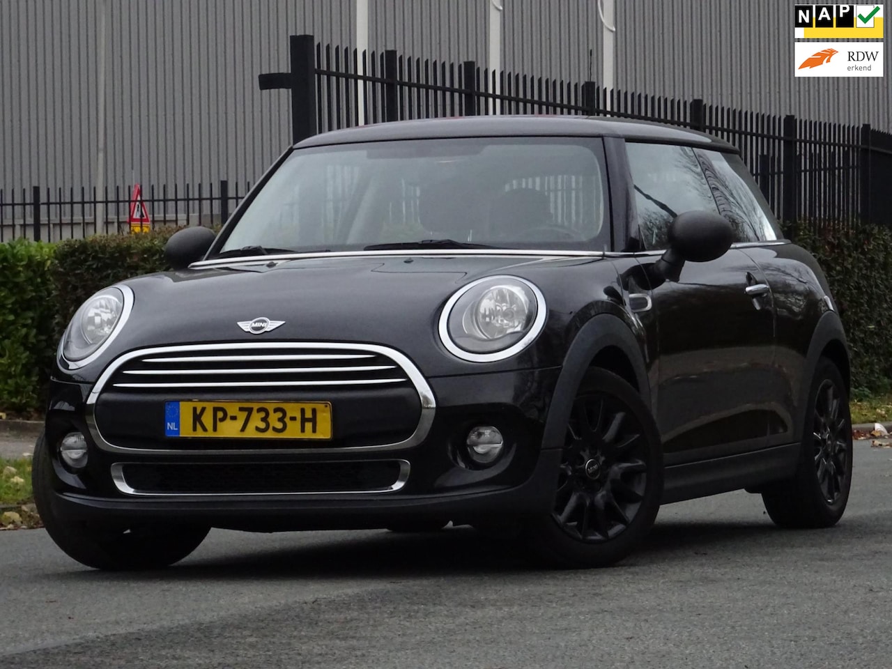 MINI One - Mini 1.2 Business BJ2016 NAP/NAVI/AIRCO/CRUISE/PDC - AutoWereld.nl