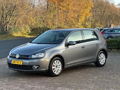 Volkswagen Golf - 1.6 Comfortline