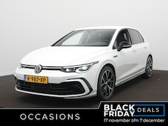 Volkswagen Golf - 1.5 eTSI R-Line Business / Adap. Cruise / Stoelverwarming / 18 Inch
