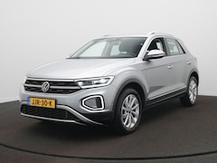Volkswagen T-Roc - 1.5 TSI Style DSG / Virtual / Camera / Trekhaak