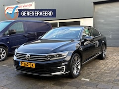 Volkswagen Passat - 1.4 TSI GTE Highline Leer Automaat Camera