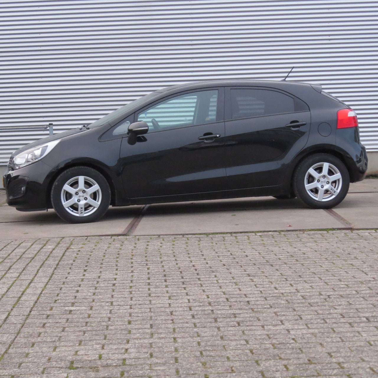 Kia Rio - 1.2 CVVT Super Pack AIRCO / LM VELGEN - AutoWereld.nl