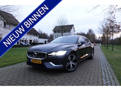 Volvo S60 - 2.0 T8 AWD Twin Engine R-Design | Harman Kardon | Pano | Head-up | BLIS | Camera | Memory