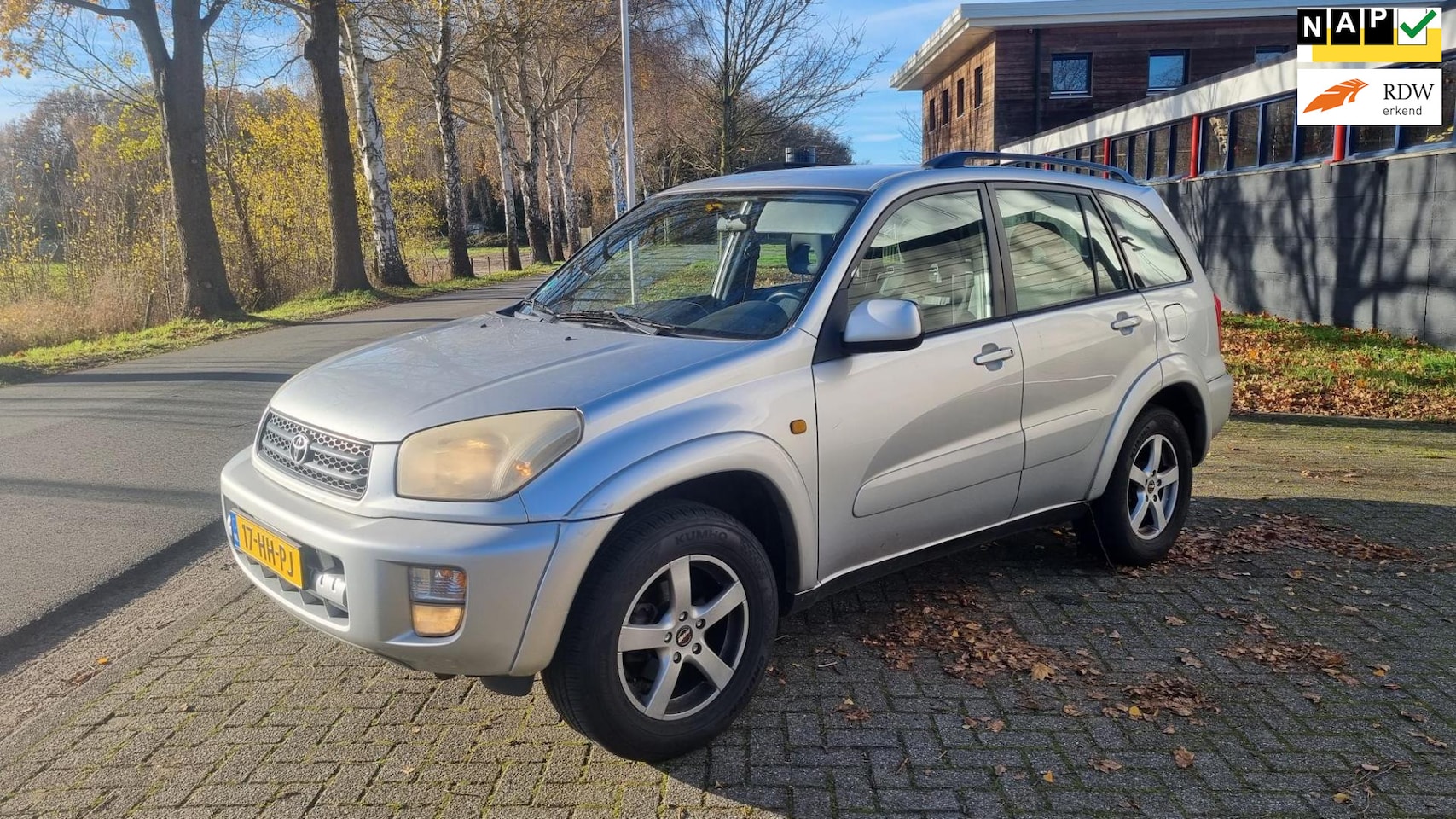 Toyota RAV4 - 2.0-16V VVT-i Sol 4x4 AIRCO APK 6/2026 NETTE STAAT - AutoWereld.nl