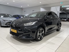 Toyota Yaris - 1.5 Hybrid 130 Executive | Demo | Apple Carplay | Android Auto | Fabrieksnavigatie | 17 in