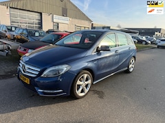 Mercedes-Benz B-klasse - 180 Ambition NAV.+ Clima Bj:2012 NAP