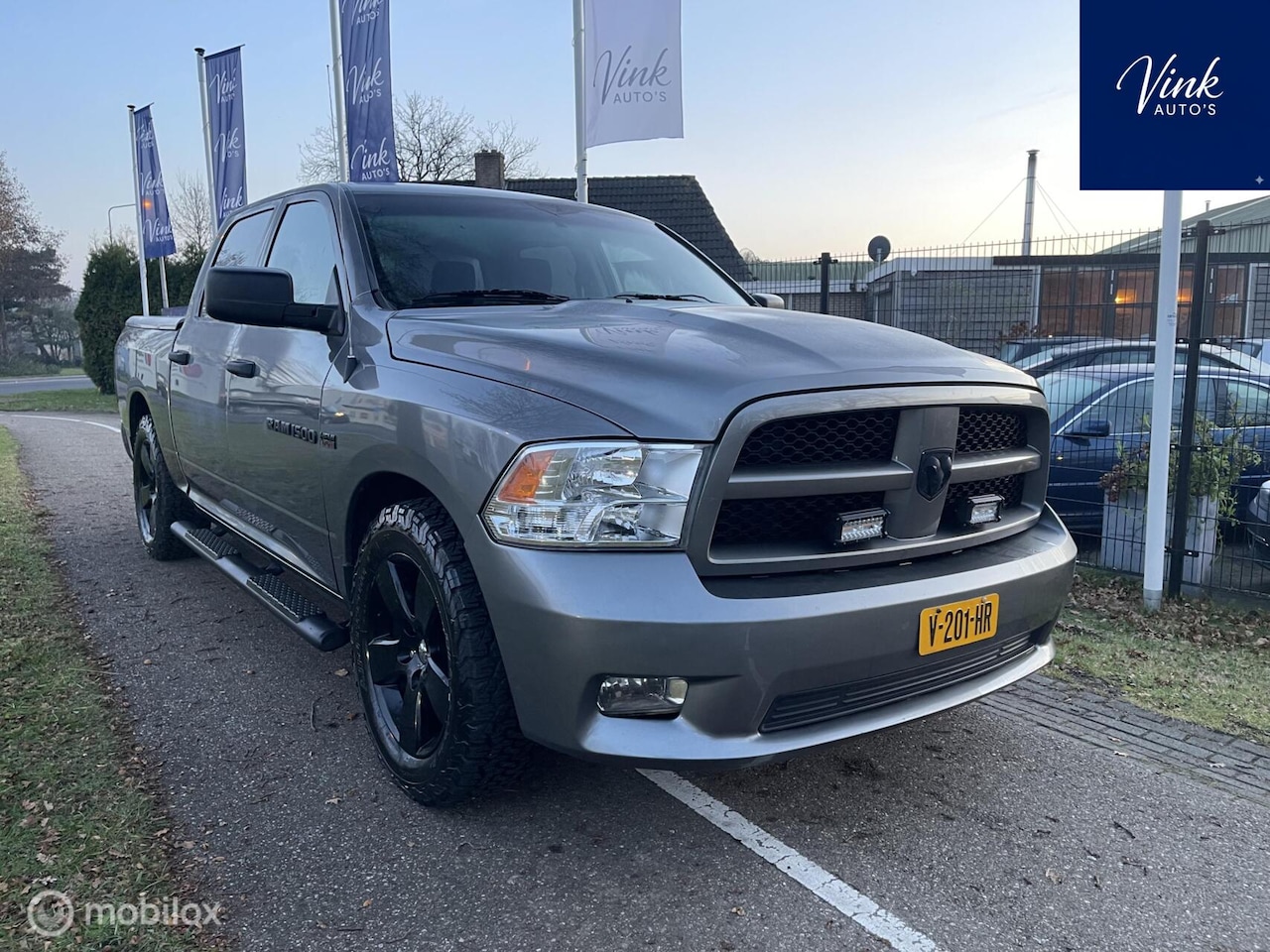 Dodge Ram 1500 - 4X4 5.7 V8 Quad Cab 6'4 MARGE - AutoWereld.nl