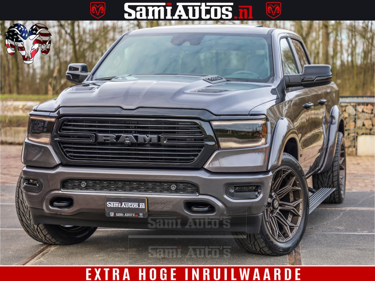 Dodge Ram 1500 - Laramie Sport 5.7 V8 HEMI 402PK 4x4 | Panorama dak | 12' Scherm |Granite Crystal Metallic - AutoWereld.nl