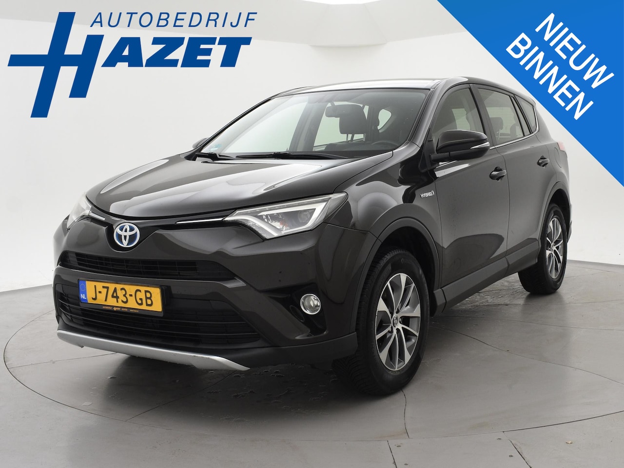 Toyota RAV4 - 2.5 HYBRID AWD AUT. + LEDER | STOELVERW. | CAMERA | DEALER ONDERHOUDEN - AutoWereld.nl