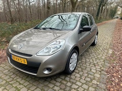 Renault Clio - 1.2 Special Line apk 12-2026 airco