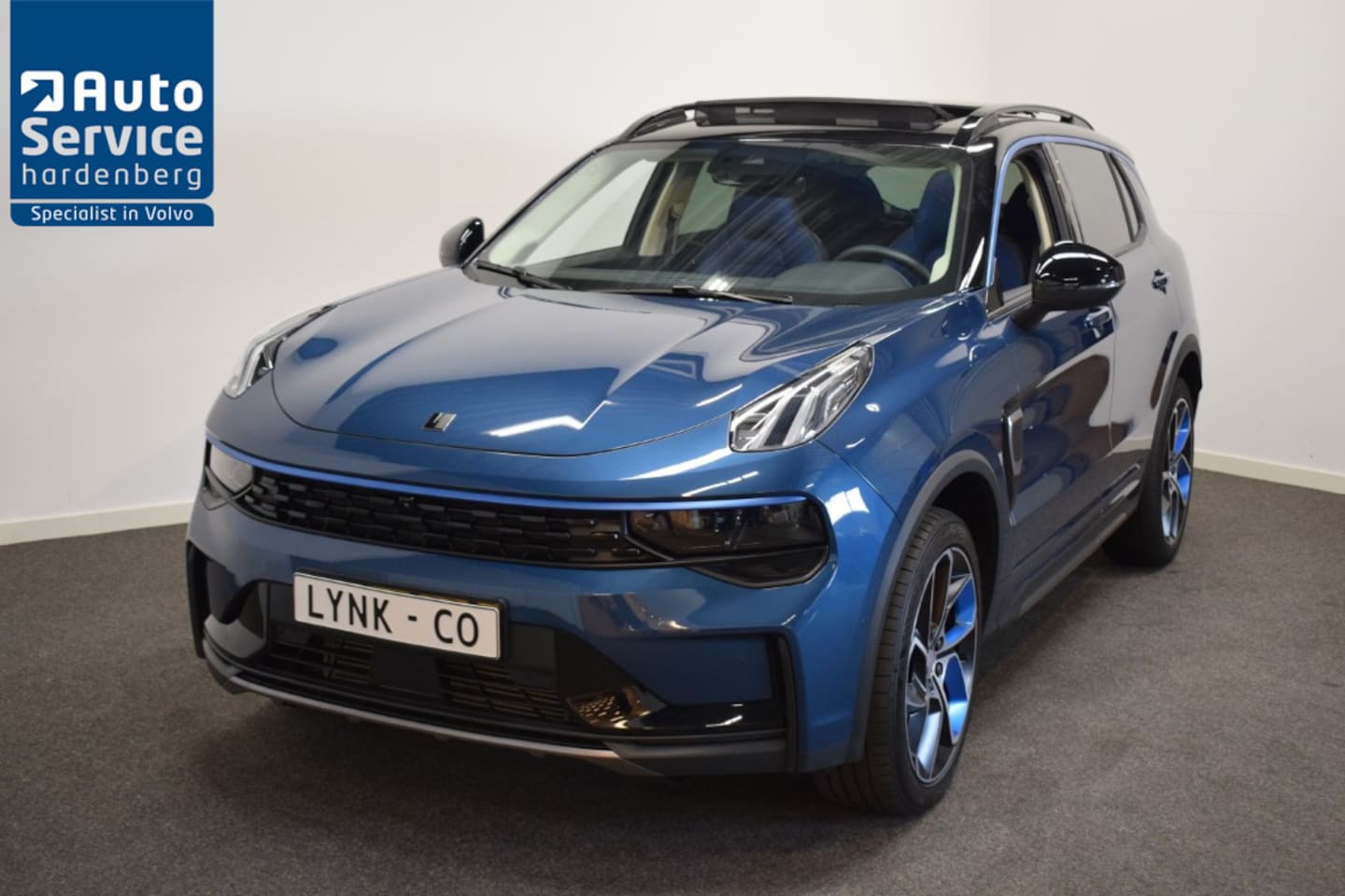 Lynk & Co 01 - 23865km 1.5 261pk AUT7 PHEV 72km Elec. Pano/ Adapt./ 360 Camera/ Dig. Dashboard/ Stoelverw - AutoWereld.nl