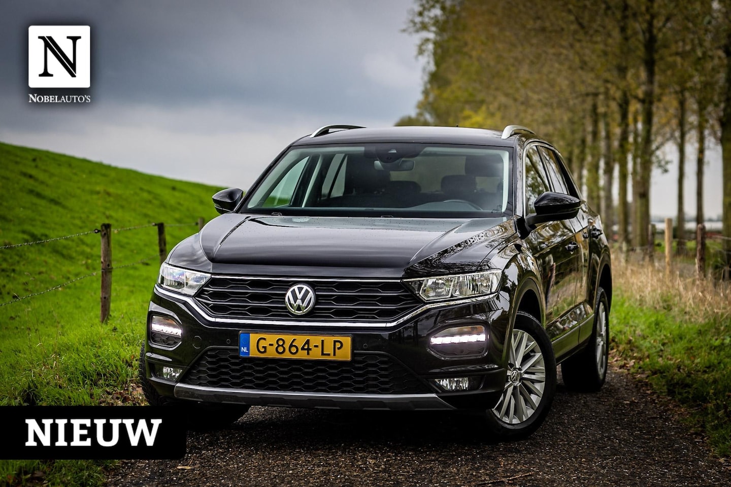 Volkswagen T-Roc - 1.5 TSI Style | Nap | Trekhaak | PDC | Navi - AutoWereld.nl