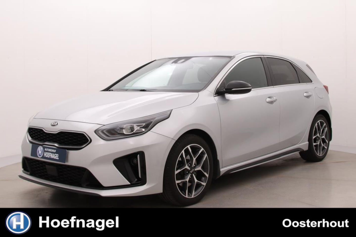Kia Cee'd - Ceed 1.4 T-GDi GT-Line | Automaat | Adaptive cruise control | JBL | CarPlay | Camera | Tre - AutoWereld.nl