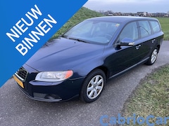 Volvo V70 - 2.5T Momentum Topauto Echt Perfect Deukje rechts