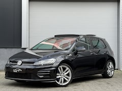 Volkswagen Golf - 1.5 TSI Highline Business R | Apple Carplay | Panoramadak | ACC