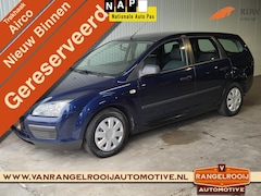 Ford Focus Wagon - 1.6-16V Champion, trekhaak, airco, cruise