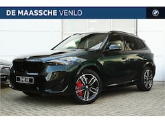 BMW X1 - sDrive20i High Executive M Sport Automaat / Panoramadak / Trekhaak / Sportstoelen / M Adap