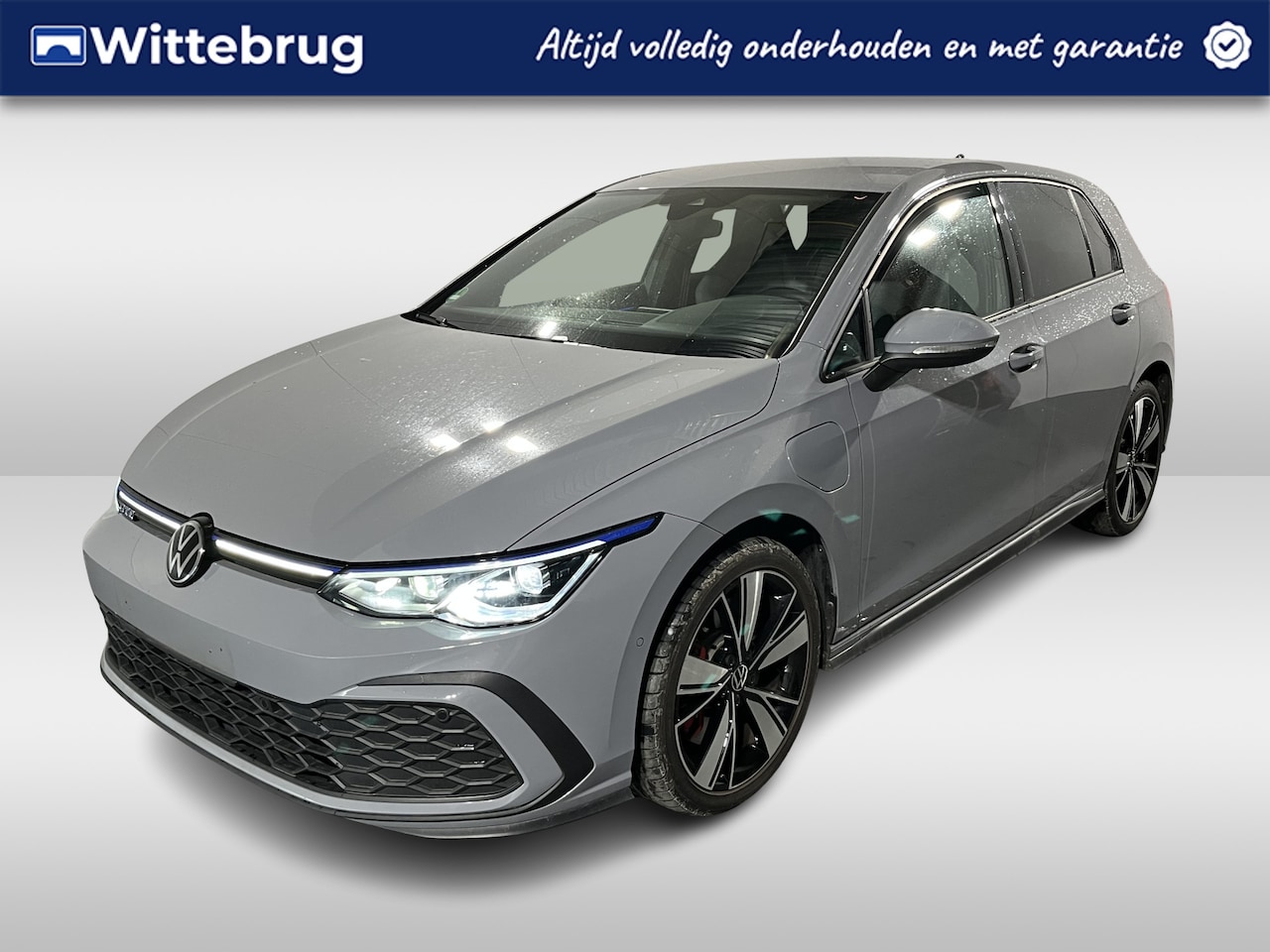 Volkswagen Golf - 1.4 eHybrid GTE / AUTOMAAT/ LEDER/ ELEKTR. STOEL/ PARK. SENSOREN + CAMERA/ MATRIX/ APP-CON - AutoWereld.nl