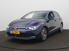 Volkswagen Golf - 1.4 eHybrid Style Navigatie - Automaat - Camera - Sportstoelen