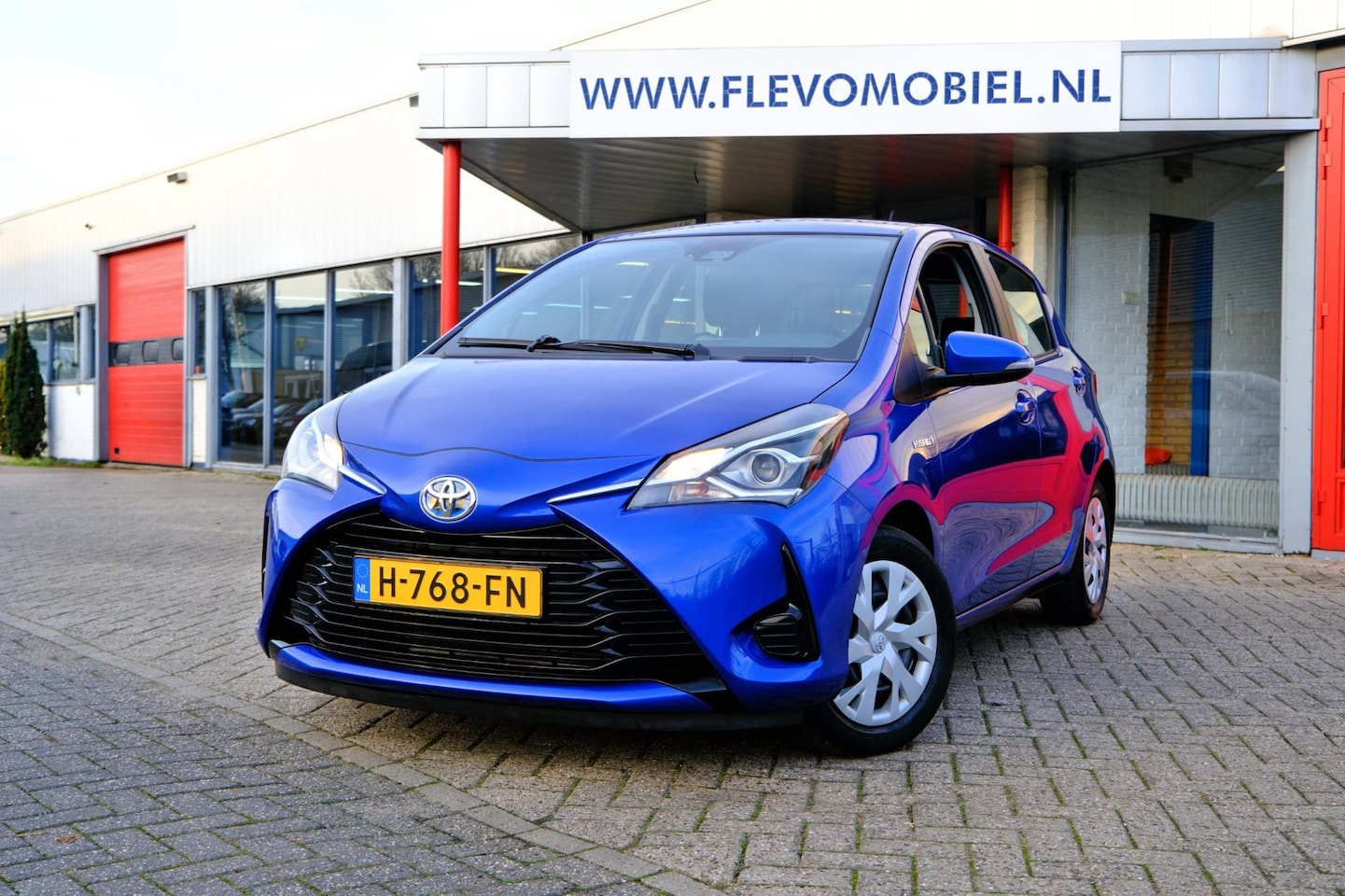 Toyota Yaris - 1.5 Hybrid Active 5-drs Aut. Navi|1e Eig|Clima|Cam - AutoWereld.nl