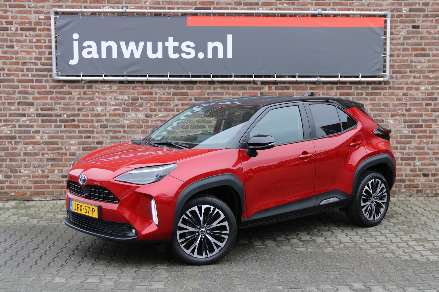 Toyota Yaris Cross - 1.5 Hybrid AWD Executive Plus - AutoWereld.nl