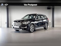 BMW X1 - sDrive20i Executive Edition | Glazen Panoramadak | Head-up Display | Achteruitrijcamera |