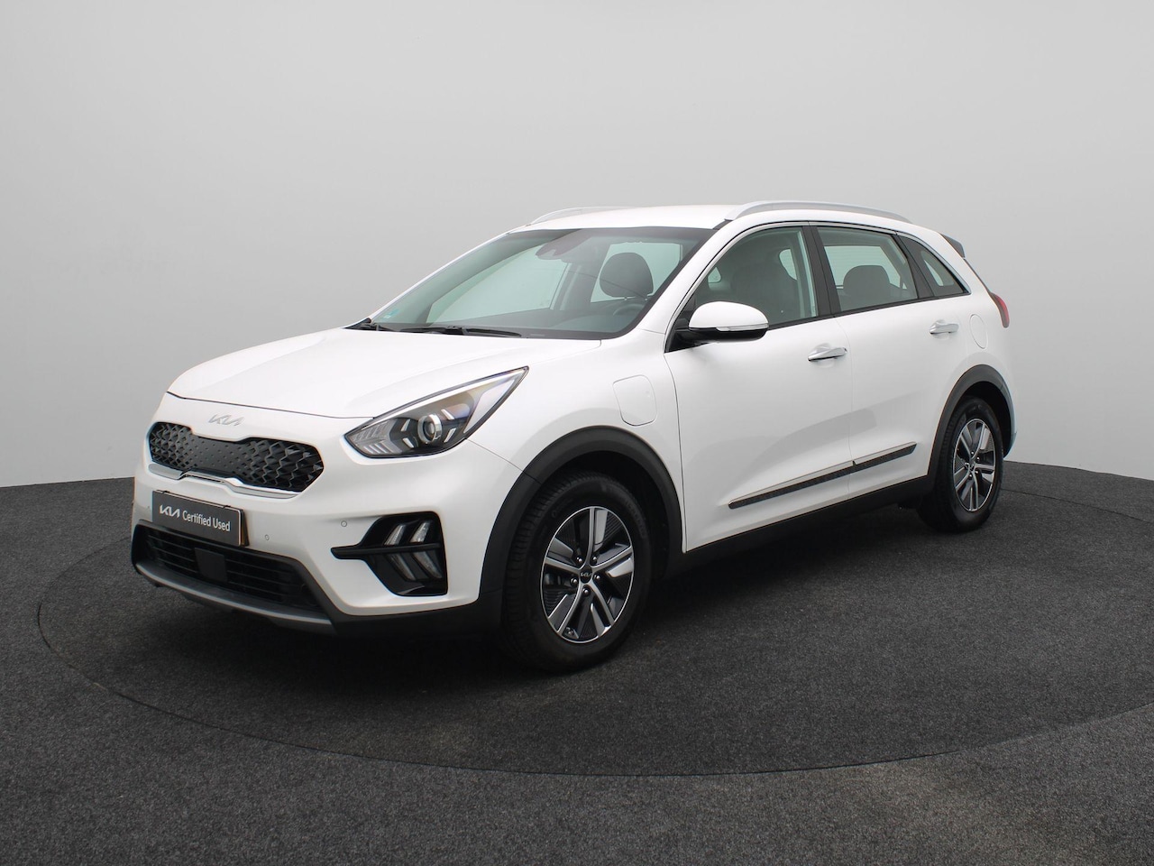 Kia Niro - 1.6 GDi PHEV DynamicLine | Navigatie | Carplay | Camera | Parkeersensoren  | Climate Contr - AutoWereld.nl