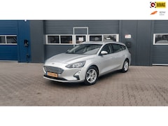 Ford Focus Wagon - 1.0 EcoBoost Hybrid Trend Business cruise-camera-pdc-carplay-navi