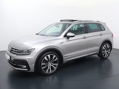 Volkswagen Tiguan - 1.5 TSI ACT Highline Business R | 150 PK | Automaat | Trekhaak wegklapbaar | Panoramadak |