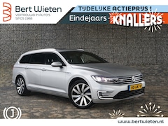 Volkswagen Passat Variant - 1.4 TSI GTE Highline | Geen import | Trekhaak | Panoramadak | Co