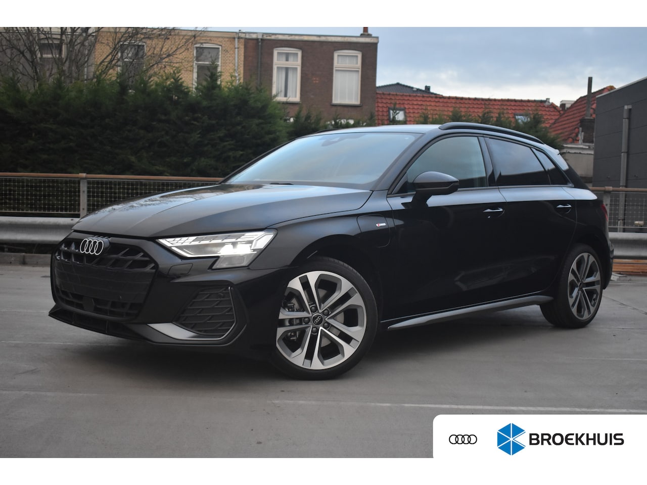 Audi A3 Sportback - 40 TFSI e 204pk S line | TREKHAAK | MEMORY | HEAD UP | STOELVERW. | APP. CONNECT | ADAPT. - AutoWereld.nl